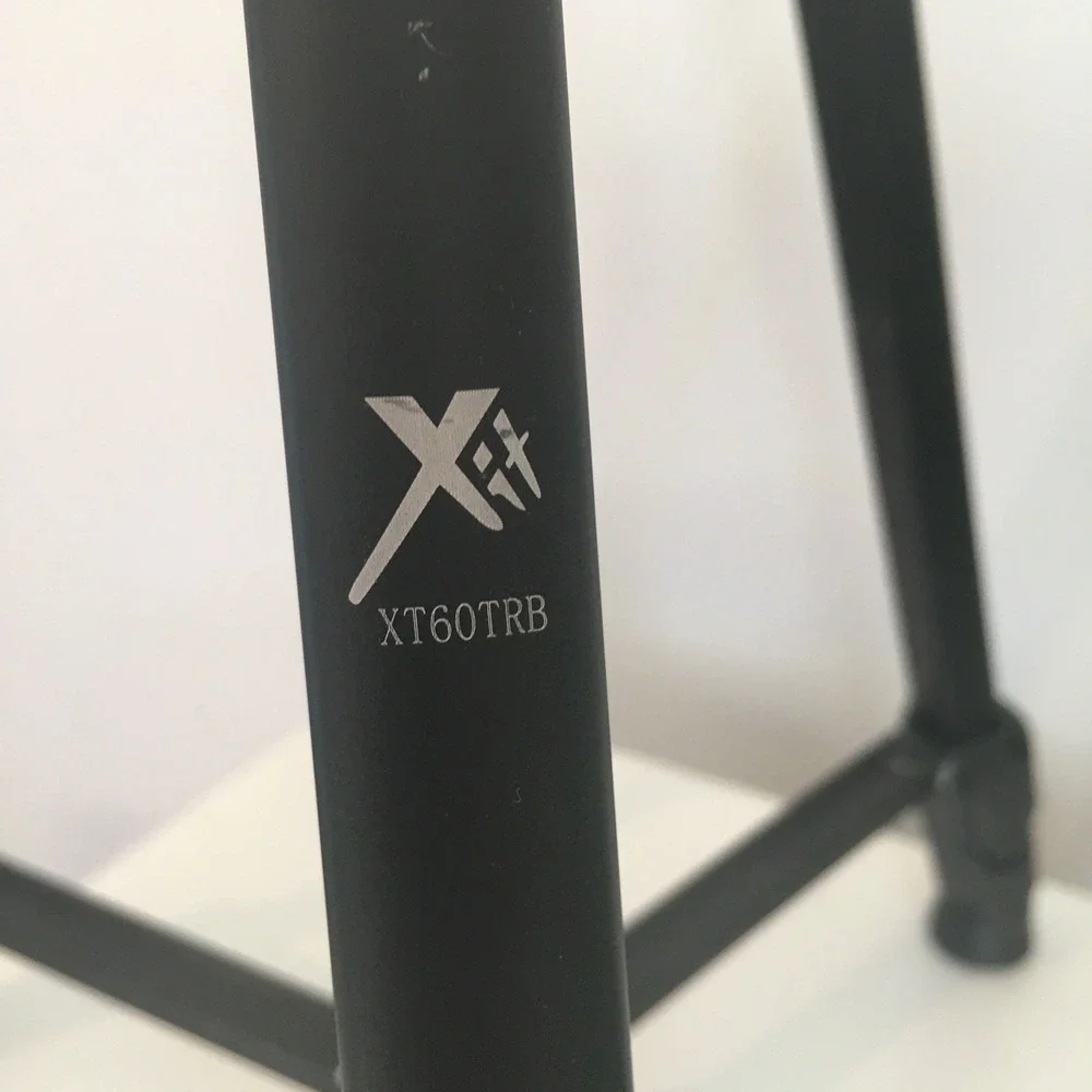 Xit XT60TRB 60-Inch Pro Series Full Size Camera/Video Tripod Missing 1 Screw‎